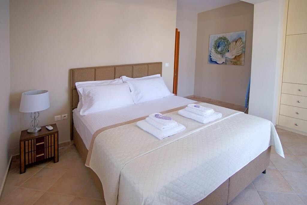 Kyparissia Luxury Home Extérieur photo