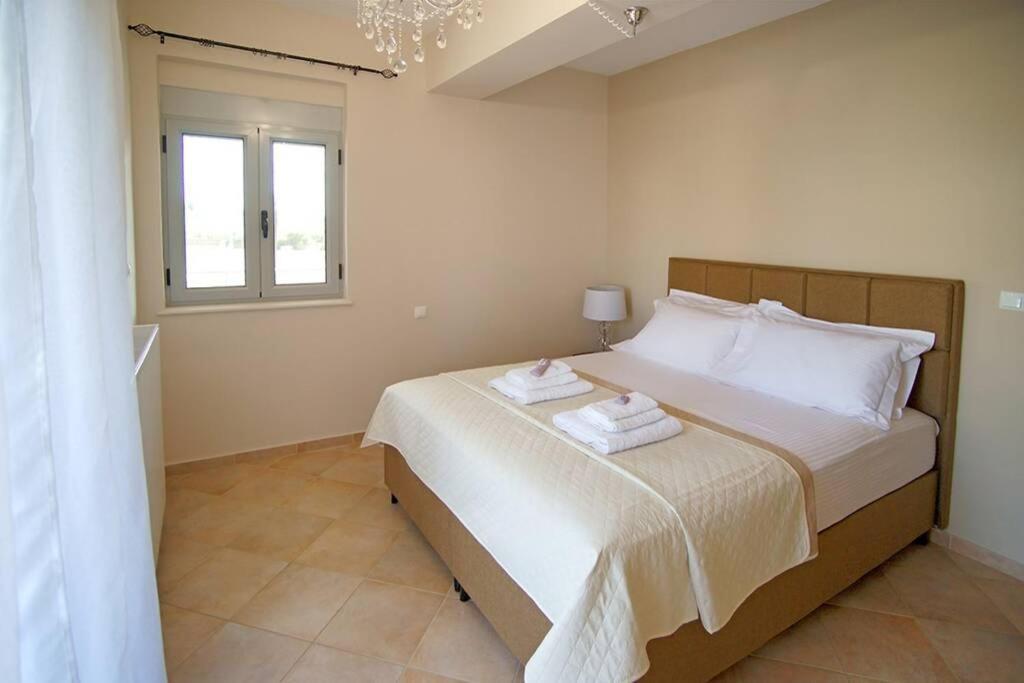 Kyparissia Luxury Home Extérieur photo